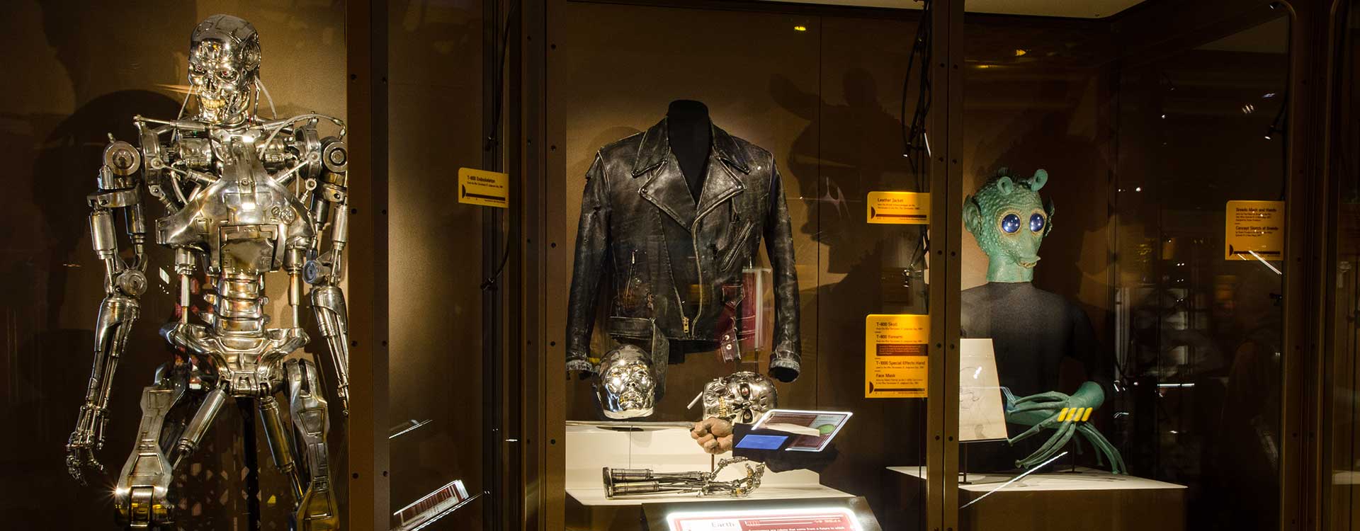 fiber optic lighting in emp museum