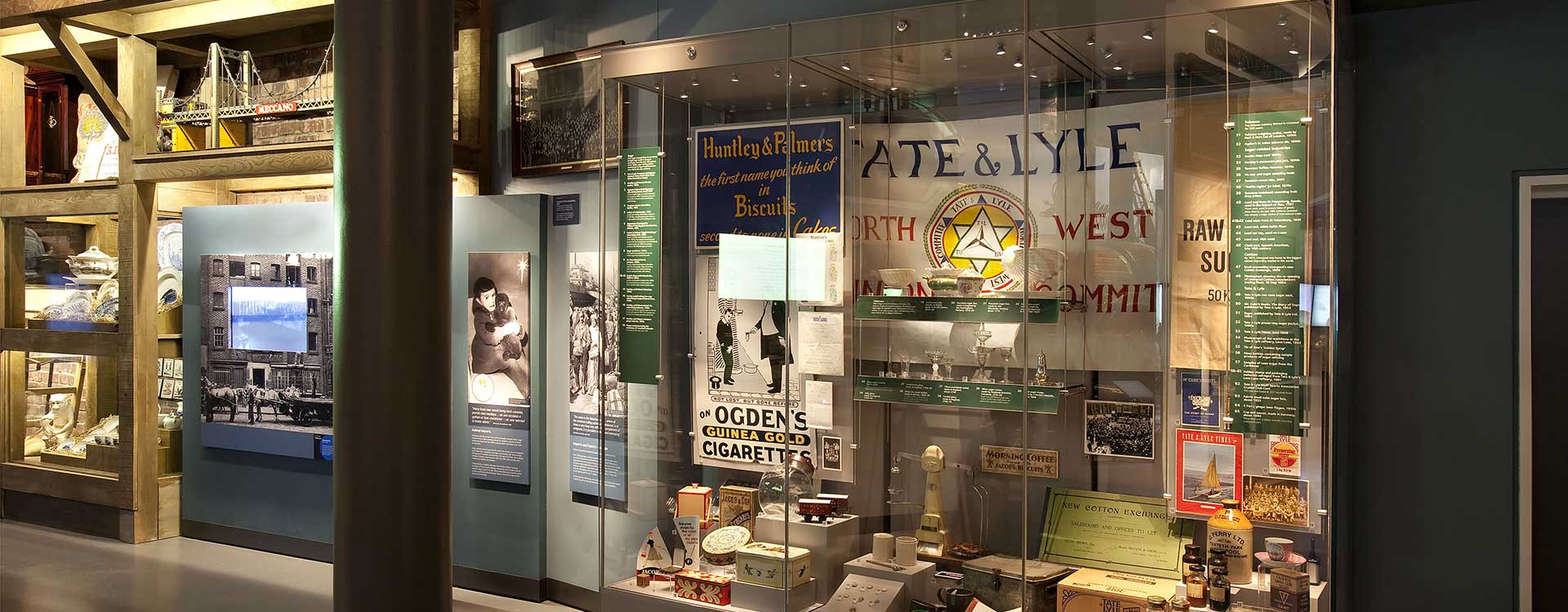 fiber optic lighting in museum of liverpool