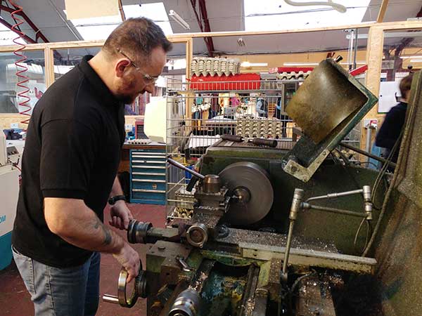 manual machining image